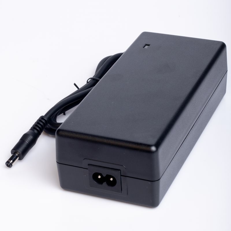 Lader 2A - 42V  DC 5,5x2,1